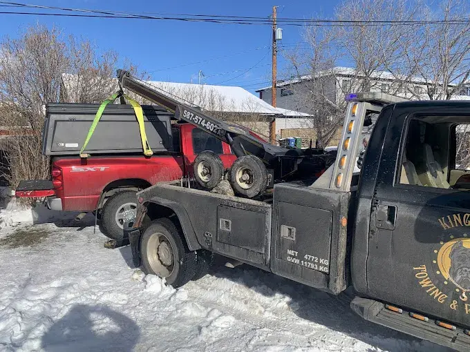 Tow strap and recovery equipment